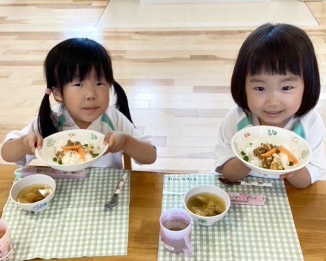 給食の様子