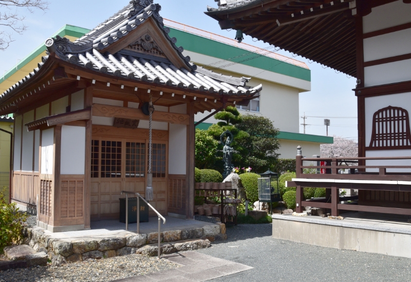 永代位牌堂の写真